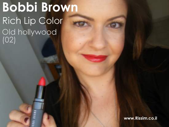 Bobbi Brown 02 - Old hollywood swatch on lips