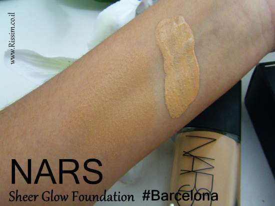NARS Sheer Glow Foundation #Barcelona swatches