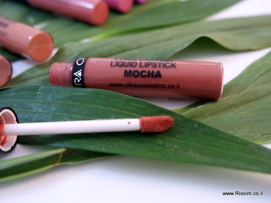 Ofra liquid lipstick in Mocha